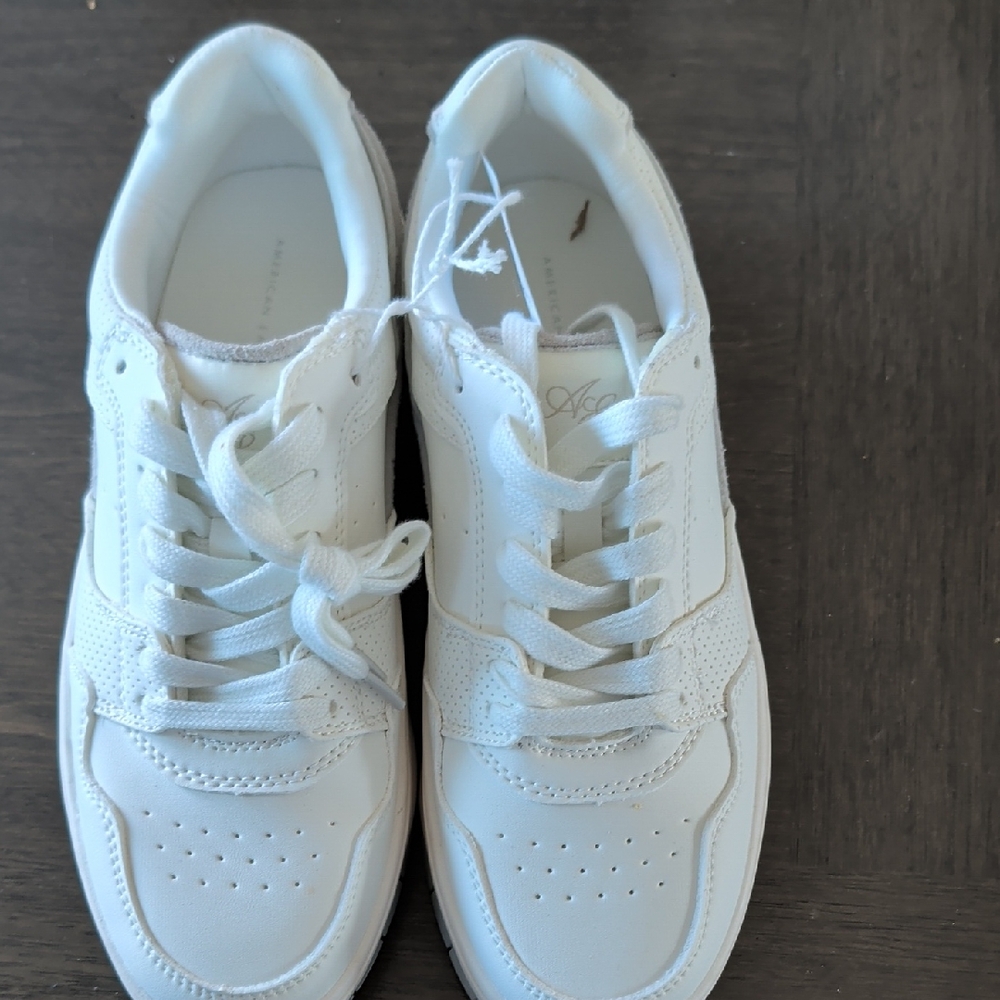 American Eagle Platform Sneakers